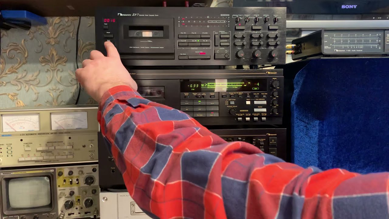 Nakamichi CR70 против Nakamichi ZX-7