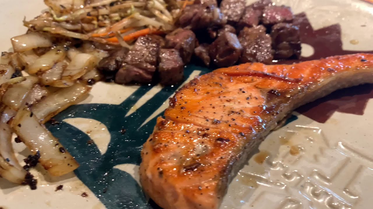 Hibachi Sirloin & Salmon - Teppanyaki at Benihana Jakarta, Indonesia