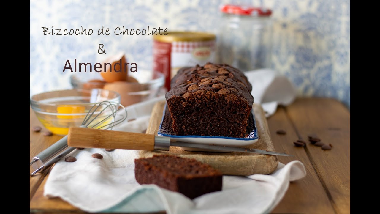 BIZCOCHO DE CHOCOLATE Y ALMENDRA@miraspordentro