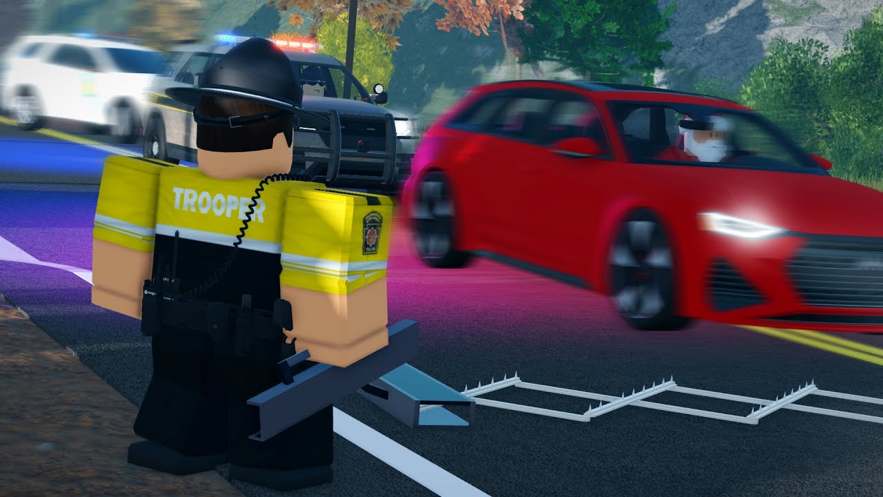 Police Pursues SANTA Clause during Thanksgiving 