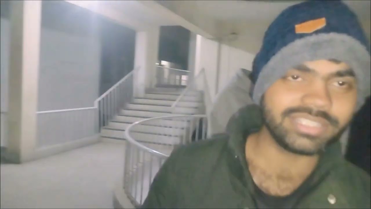 My First Vlog About UET Hostel and My Friends OF Lahore . Also Happy New Year 🎊🎊