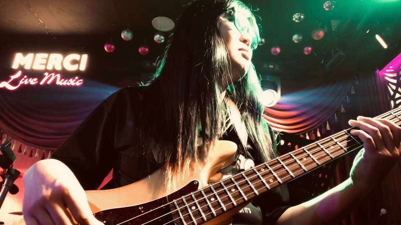 [Clip 2] Tâm Sự Nàng Xuân - Bass Live cover.