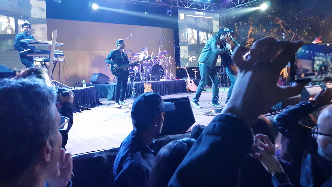 Zinda - Strings live in Karachi