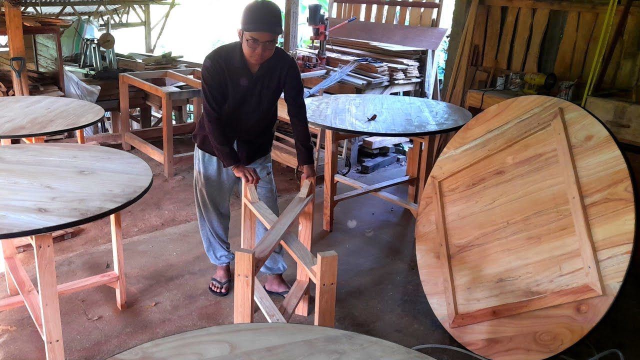 Membuat Meja Bundar Besar Dari Kayu Untuk Acara-acara Besar / How To Make Round Table