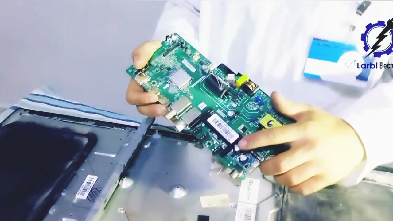 إصلاح مشكل خبيث لكن سهل في تلفاز IRIS (خلفية الإضاءة تشتغل وتنطفئ)