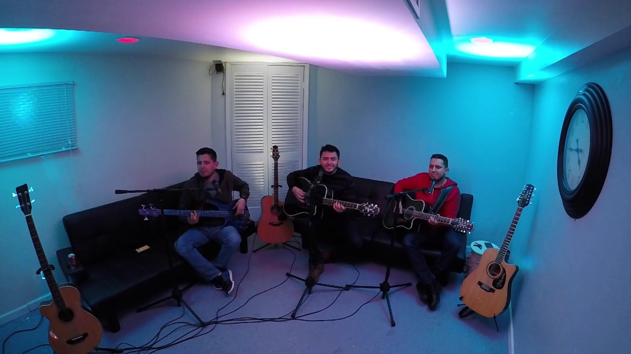 Los Orejones- Popurri en vivo