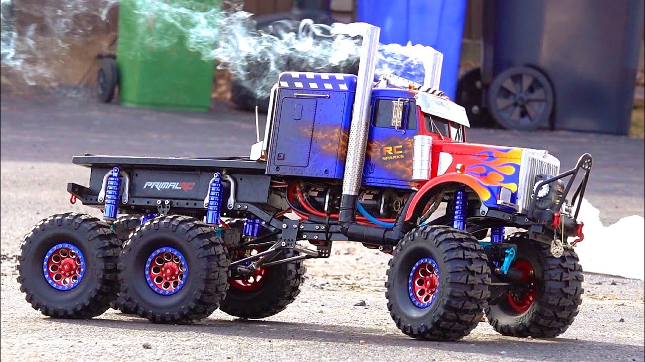 4 Motors, 6 Wheel Steering, 6 Wheel Drive - 