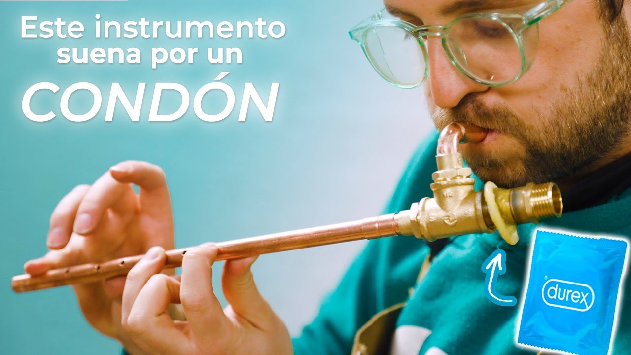 CÓMO TOCAR un VILLANCICO con un PRESERVATIVO