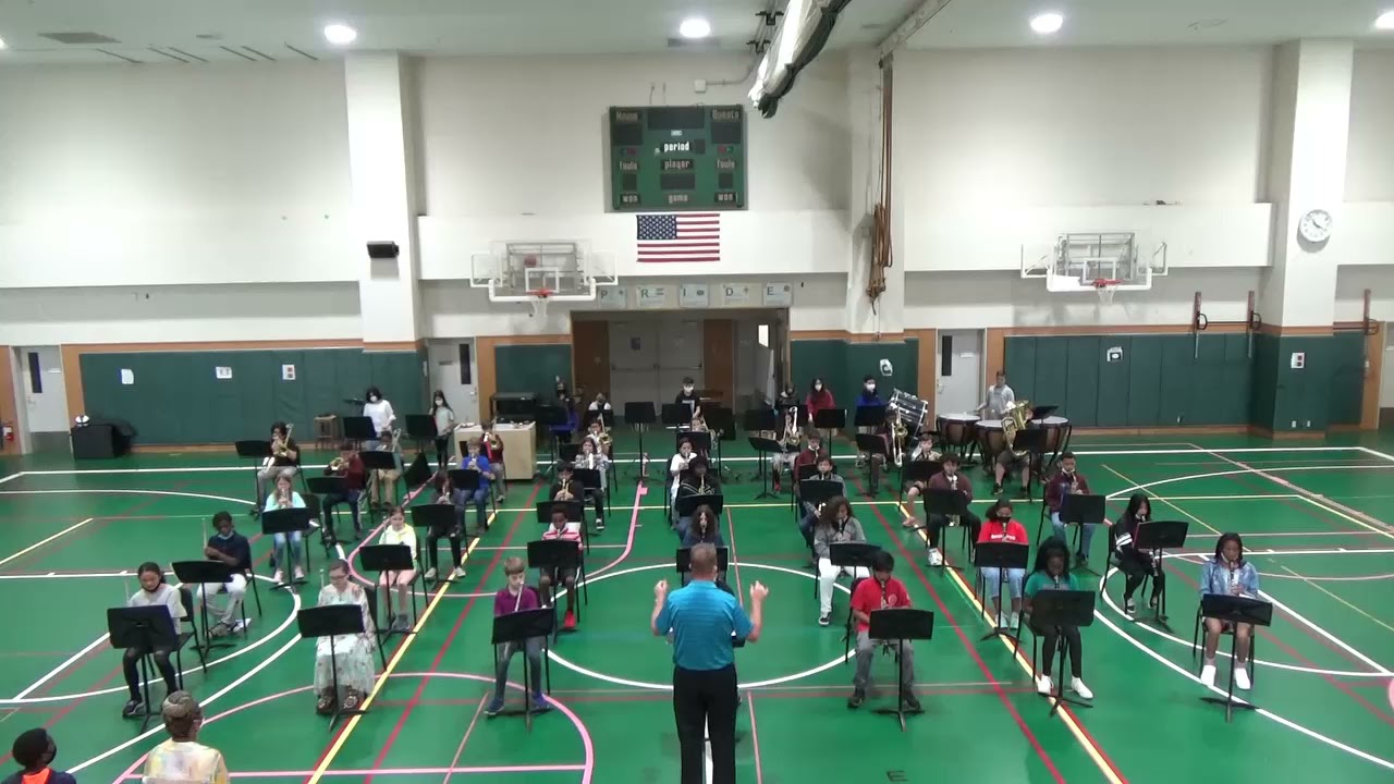 Yokosuka MS Beginning Band - March of the Nobles by Douglas Court