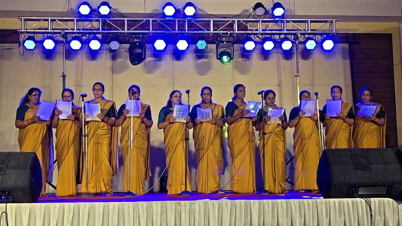 Teacher's song Thumbaman perunal#we#love#viral#divotional 