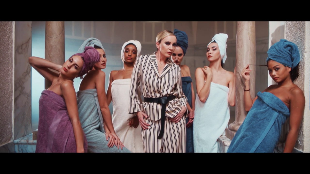 Patricia Kaas - Madame Tout Le Monde (Clip Officiel)