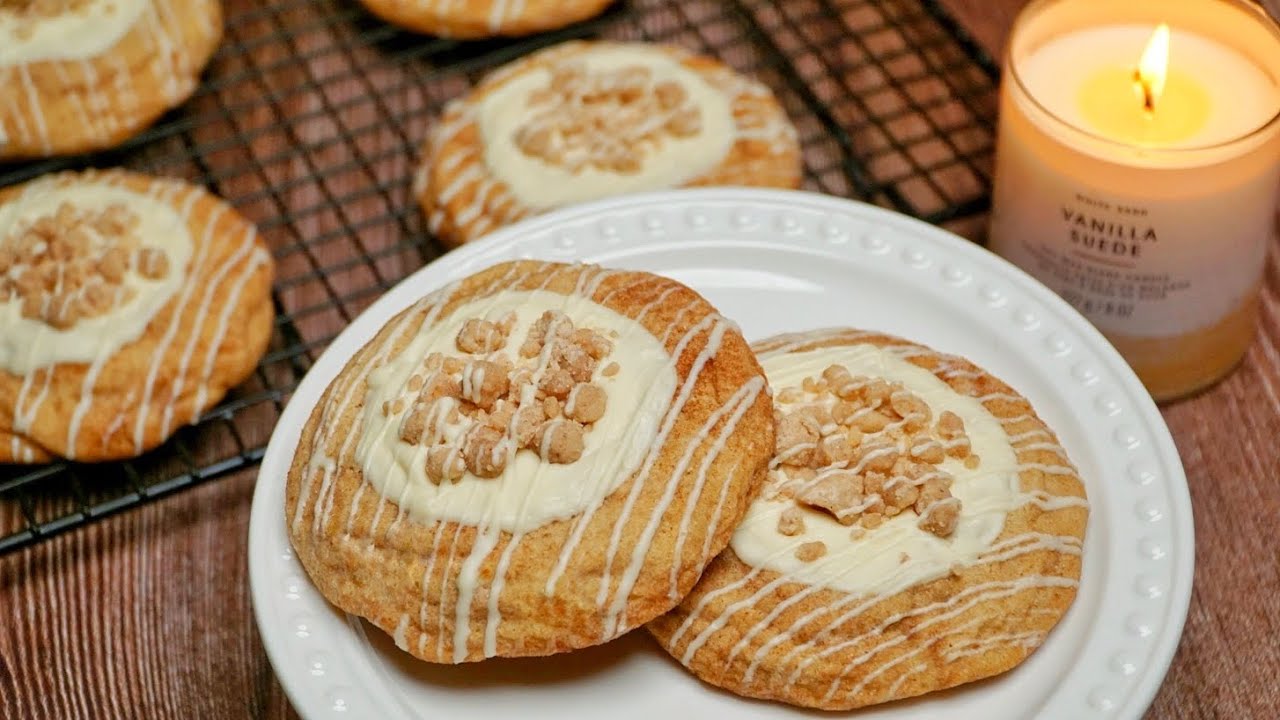 SNICKERDOODLE CRUMB CAKE COOKIES | KARDASHIAN Crumbl Cookies 🍪