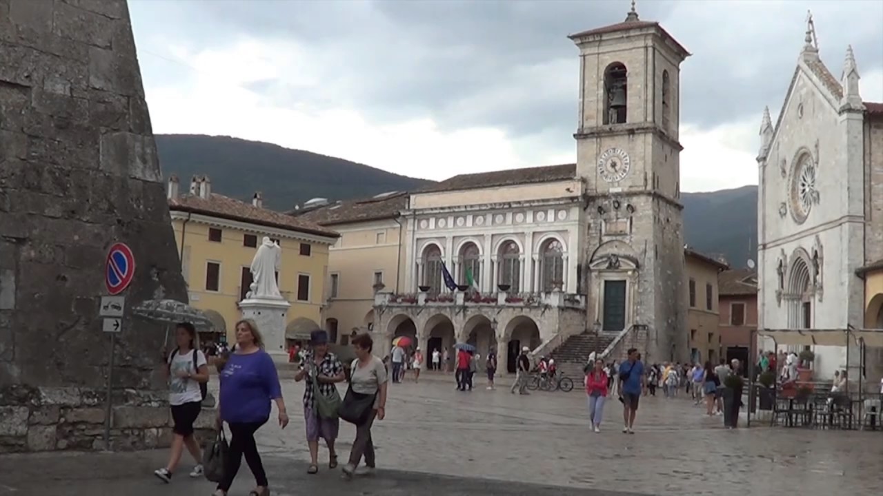 Terremoto, le immagini di Norcia prima del sisma
