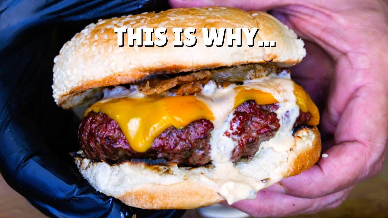 Why Charcoal Grilled Burgers are the BEST | Char-Grilled Kettle BURGERS are the BEST | Here's Why