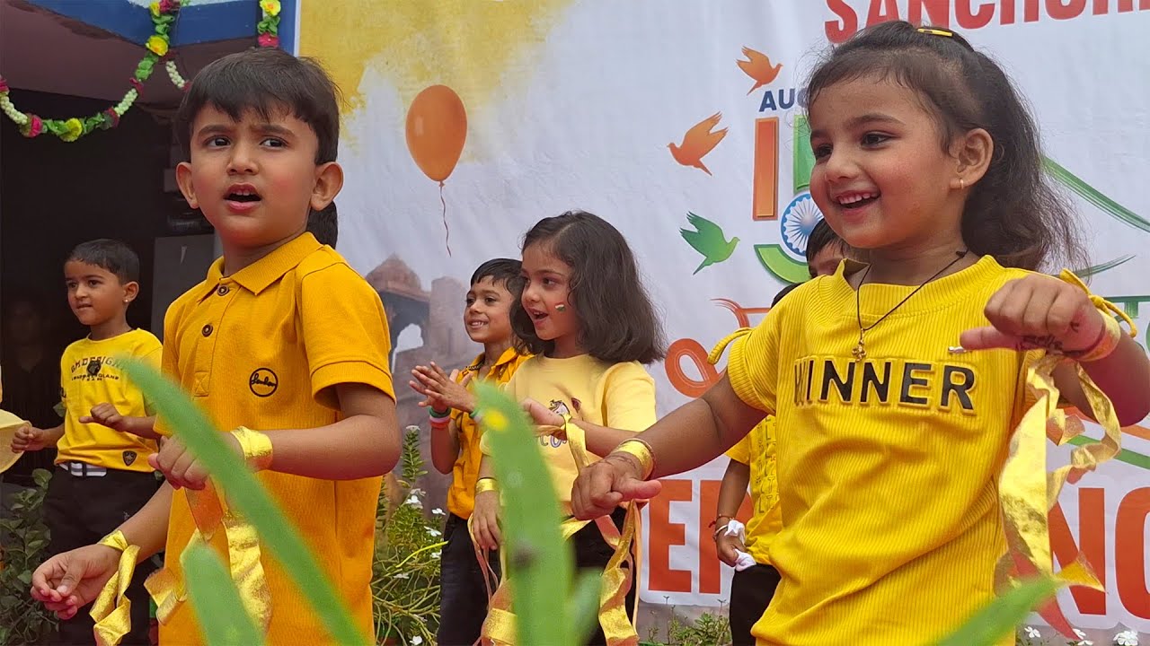 Padhoge Likhoge Banoge Nawab | Cute Dance by HKG Kids on Independence Day | SEMS #Sanchore