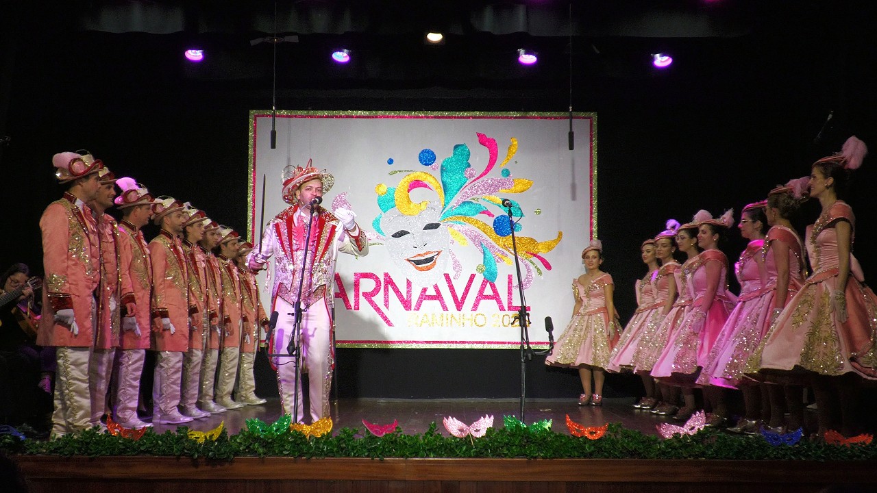 Atuação da Dança de Espada da Vila das Lajes  2026 no Raminho com homenagem final a Álamo Oliveira
