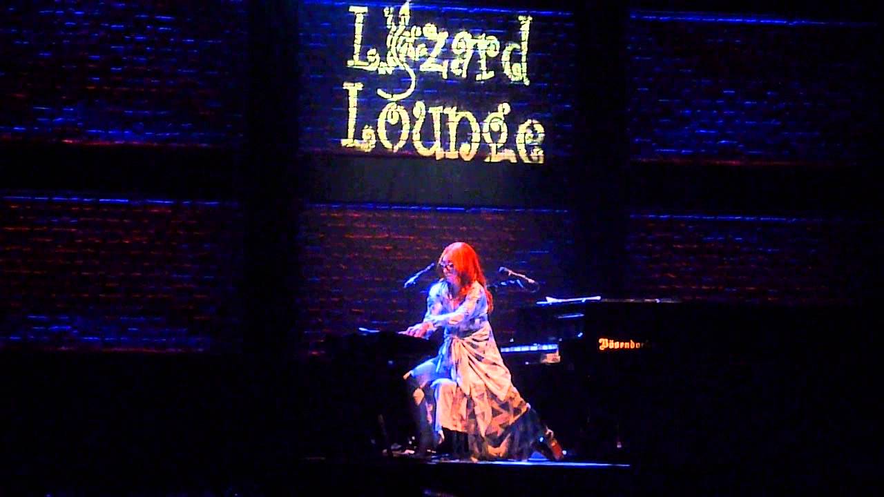 Tori Amos We Found Love (Rihanna/Calvin Harris}