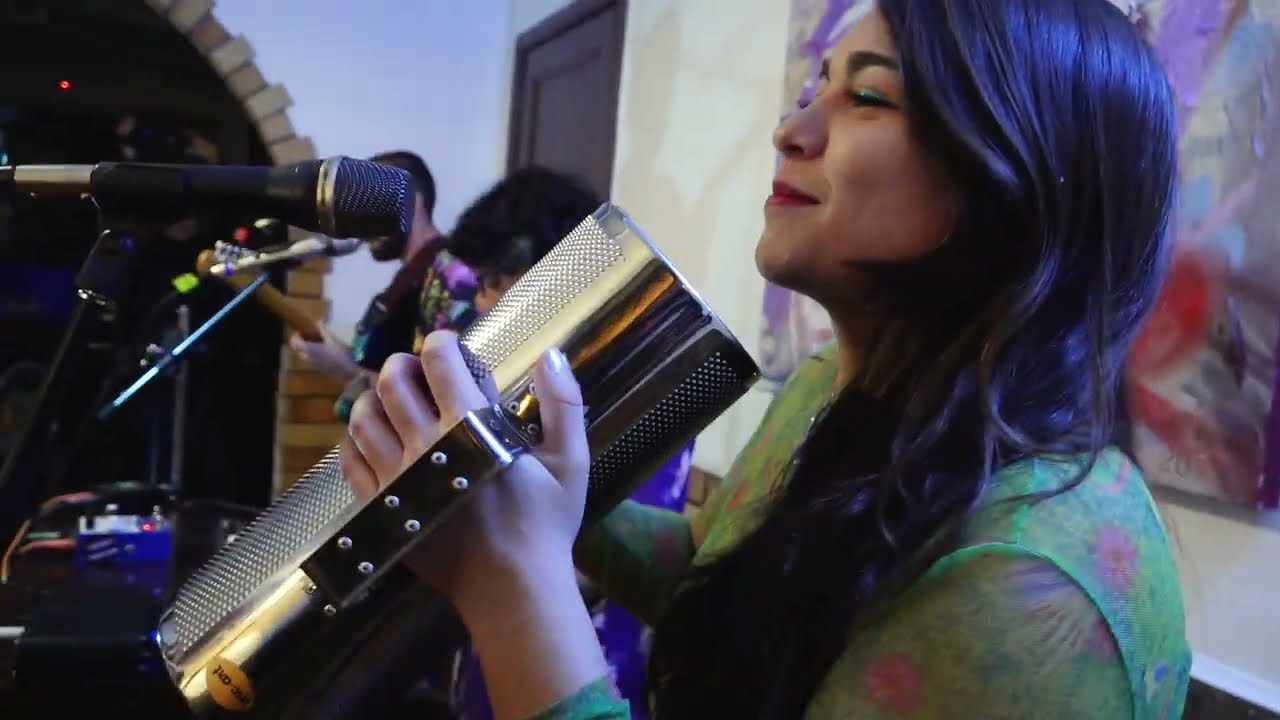 Cachicha - La Sonora Mazurén (En vivo desde Mambo Negro Records Bogotá)
