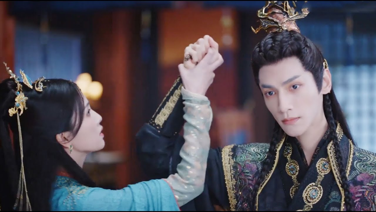 【同框高糖片段99】魔神操控灰姑娘問出真相，灰姑娘是為了蕭凜要下毒殺害魔神！#长月烬明 | 罗云熙 白鹿 陈都灵 邓为 孙珍妮 耿业庭 于波 黄海冰