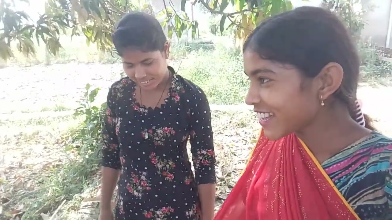 तो दोस्तों देखी हमारी दीदी क्या कर रही है वीडियो को फुल वॉच करके देखेगा 