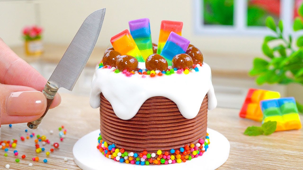 CHOCOLATE CAKE 🍫🎂 Sweet Miniature Chocolate Cake Decorating 🎂 Yummy Miniature Cake Recipe