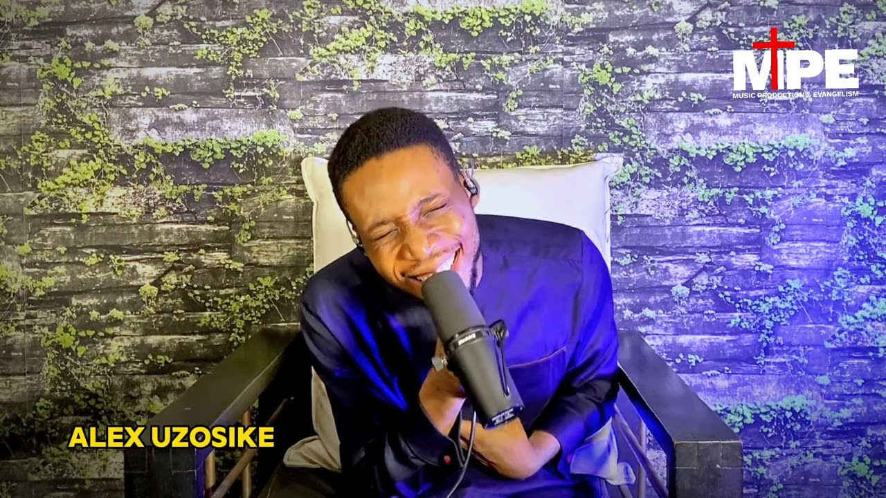 Hosanna Diri Eze Nke Ebube | Alex Uzozie