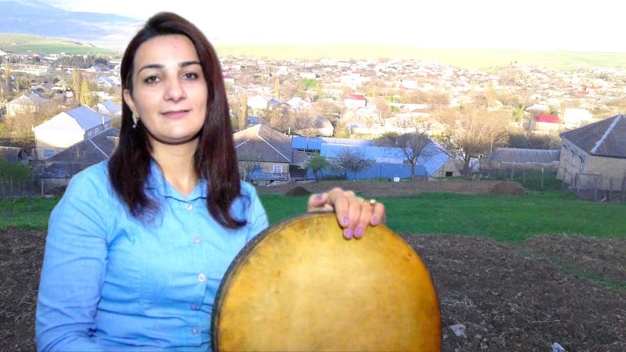 GÖYLƏRLİ XANƏNDƏ: MUSİQİ MƏKTƏBİNƏ OĞLUNU APARDI, ÖZ SƏSİ BƏYƏNİLDİ - ƏFSANƏ QURBANOVA