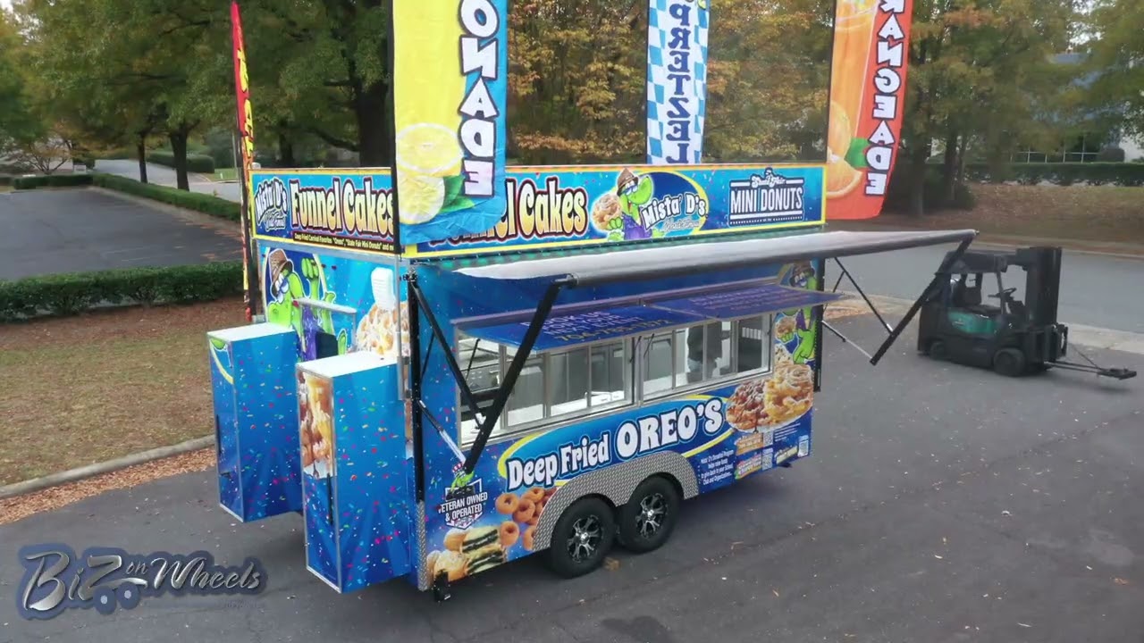 16-футовый торт-воронка Carnival Trailer – Мини-пончик – Жареные печенья Oreo