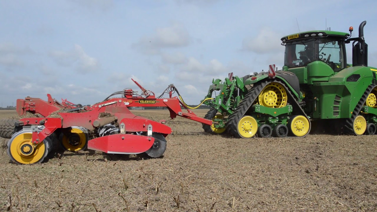 John Deere 9620RX & 12m Vaderstad Carrier