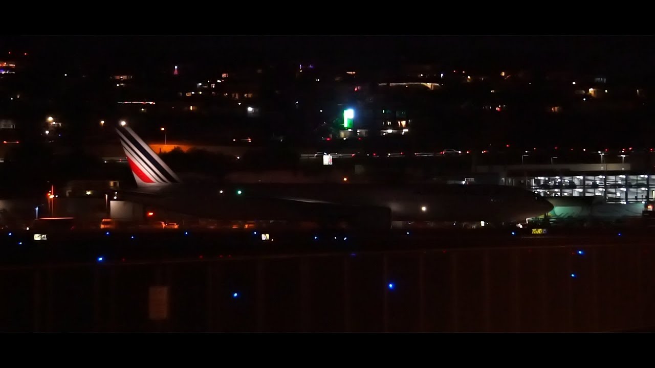 [HD] *RARE* Air France Boeing 777-300ER Takeoff from San Diego Int'l
