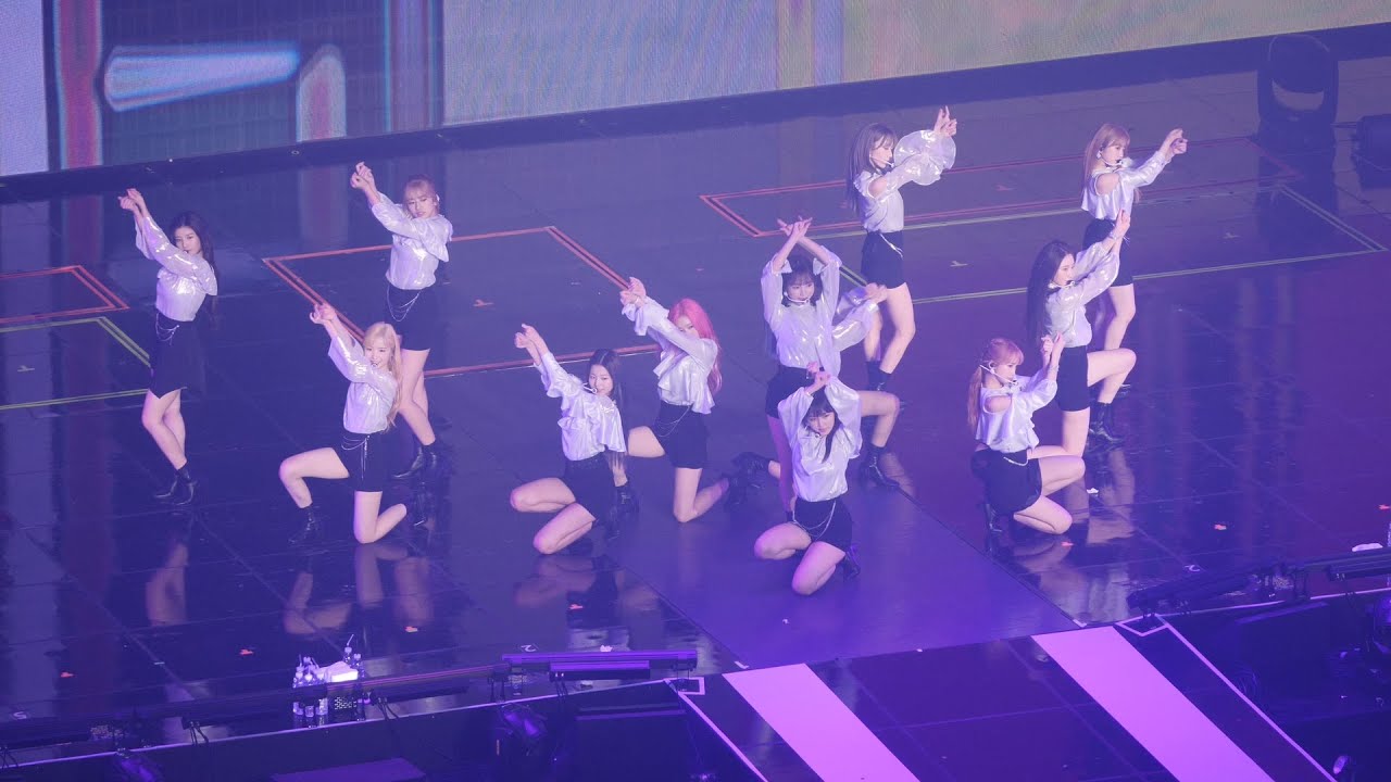[4K] 190608 EYES ON ME in Seoul 아이즈원 반해버리잖아?(You've fallen, right?) 직캠 fancam