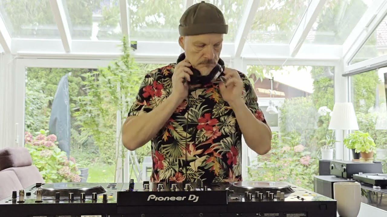 Dreamscape - Electro Hypnotic Chill Floor