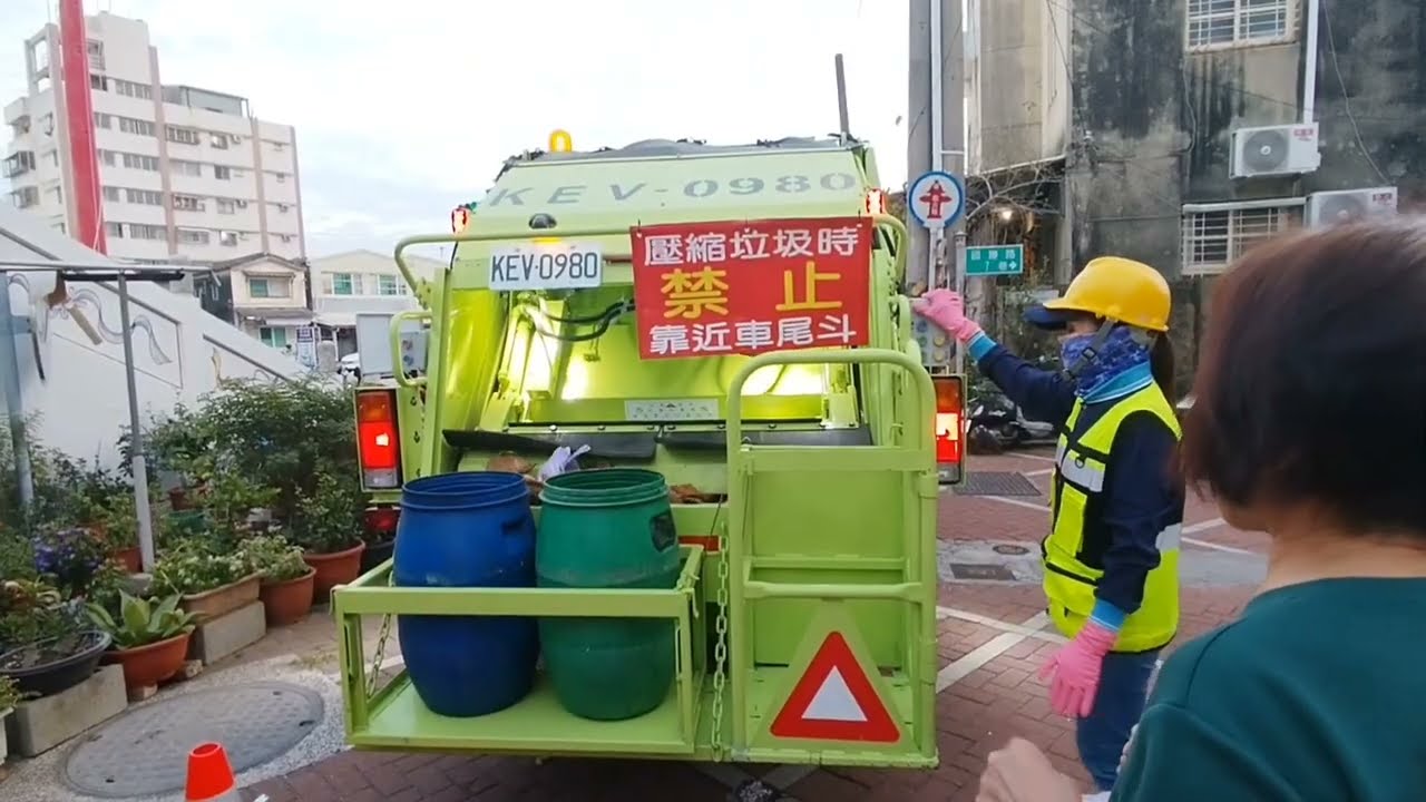 (除夕特輯）20260202臺南市安平區6-1/6-2路線“新”垃圾車KEV-0980(取代740-N3)（上路第一天）