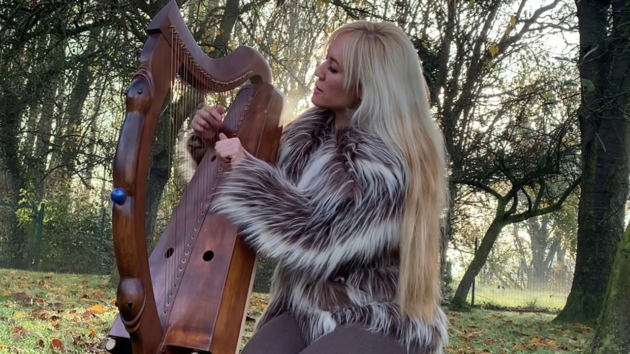 Kathren Oggie - Early Scottish Music played on a replica of Queen Mary Harp - Clarsach - Celtic Harp