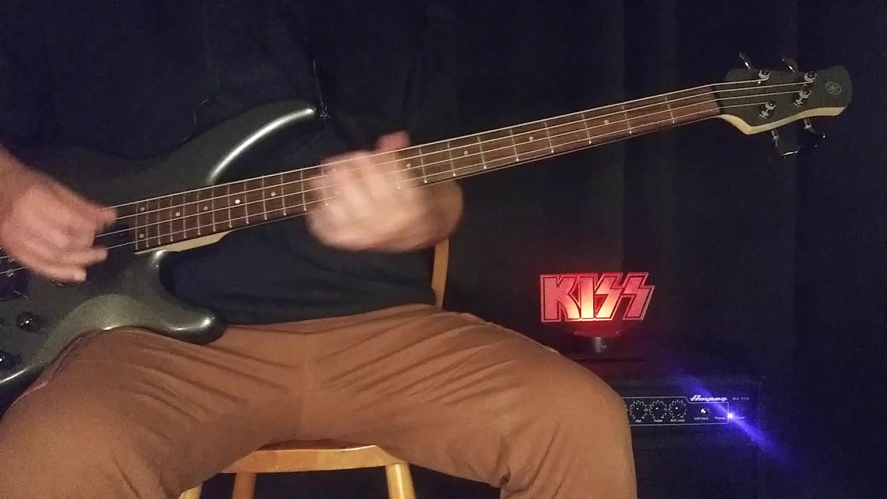 CREATURES OF THE NIGHT (Bass Cover) - KISS