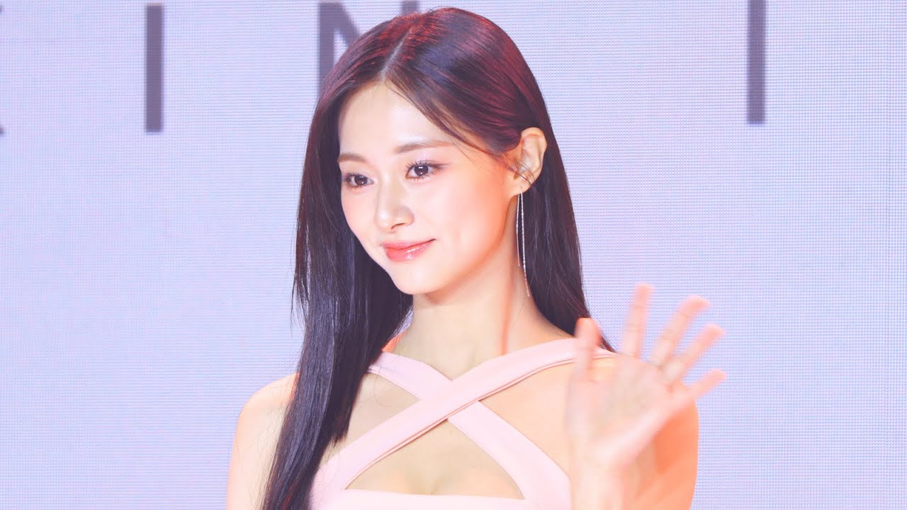 TZUYU X PONDS POP UP EVENT