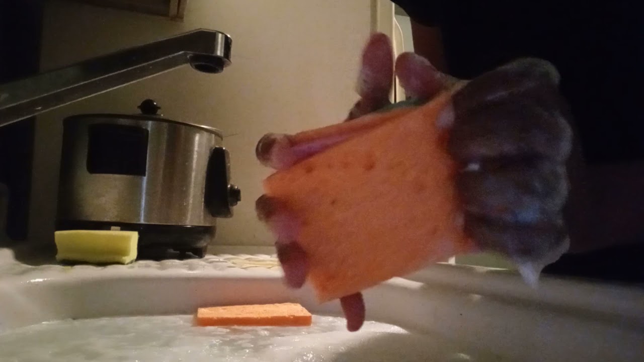 Asmr Sponge squeezing stacked squeezes