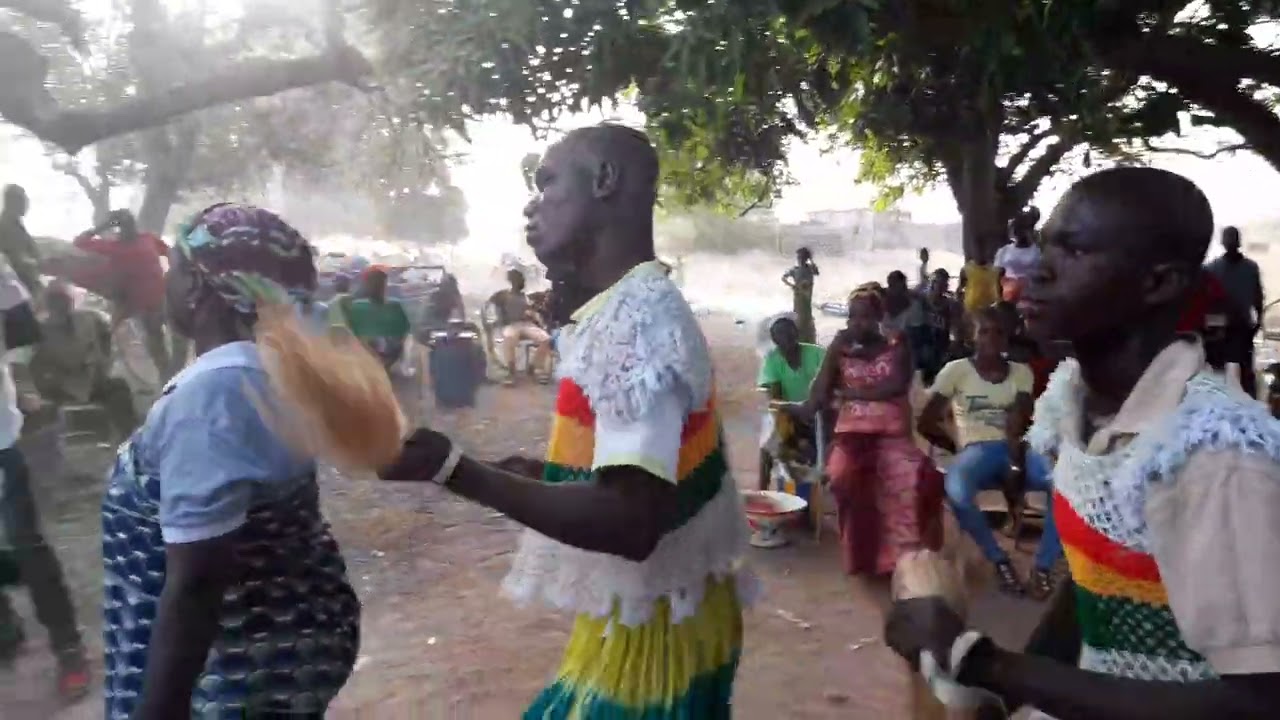 La dose danse infatigable Pwo Pougouli très chic