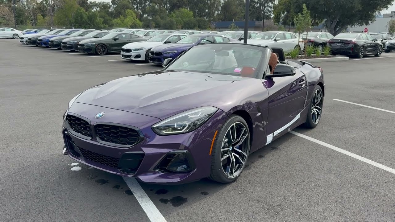 Introducing the 2025 Z4 sDrive30i in Thundernight Metallic | 4K