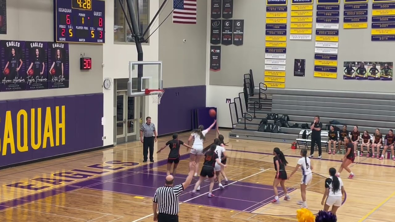 Issaquah Varsity vs Newport (Kingco Tournament)