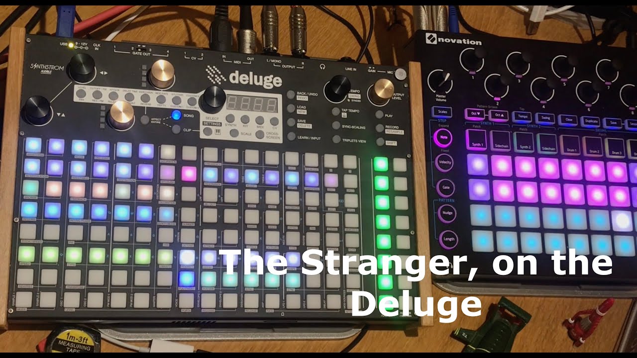 The Stranger - on a Deluge, Synthstrom audible