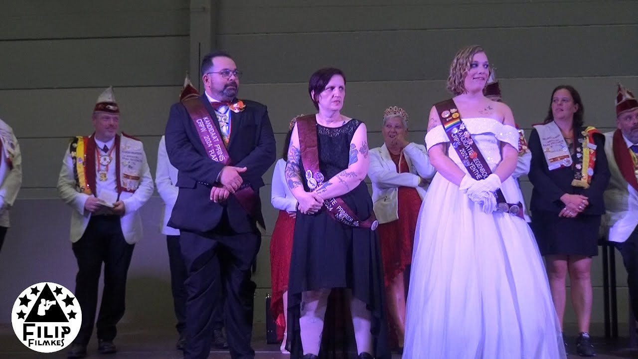 bekendmaking van prins en prinses en regenboogprinses  C.R.P.W