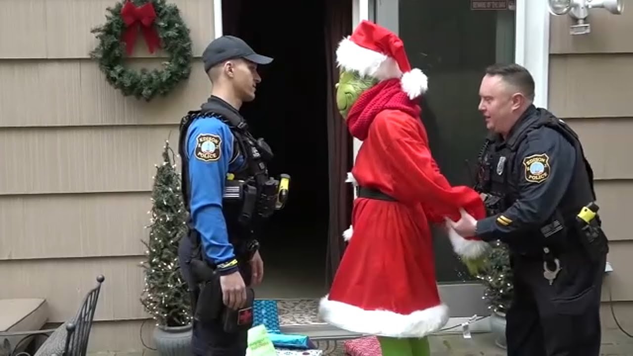 The Grinch gets busted in New Jersey!