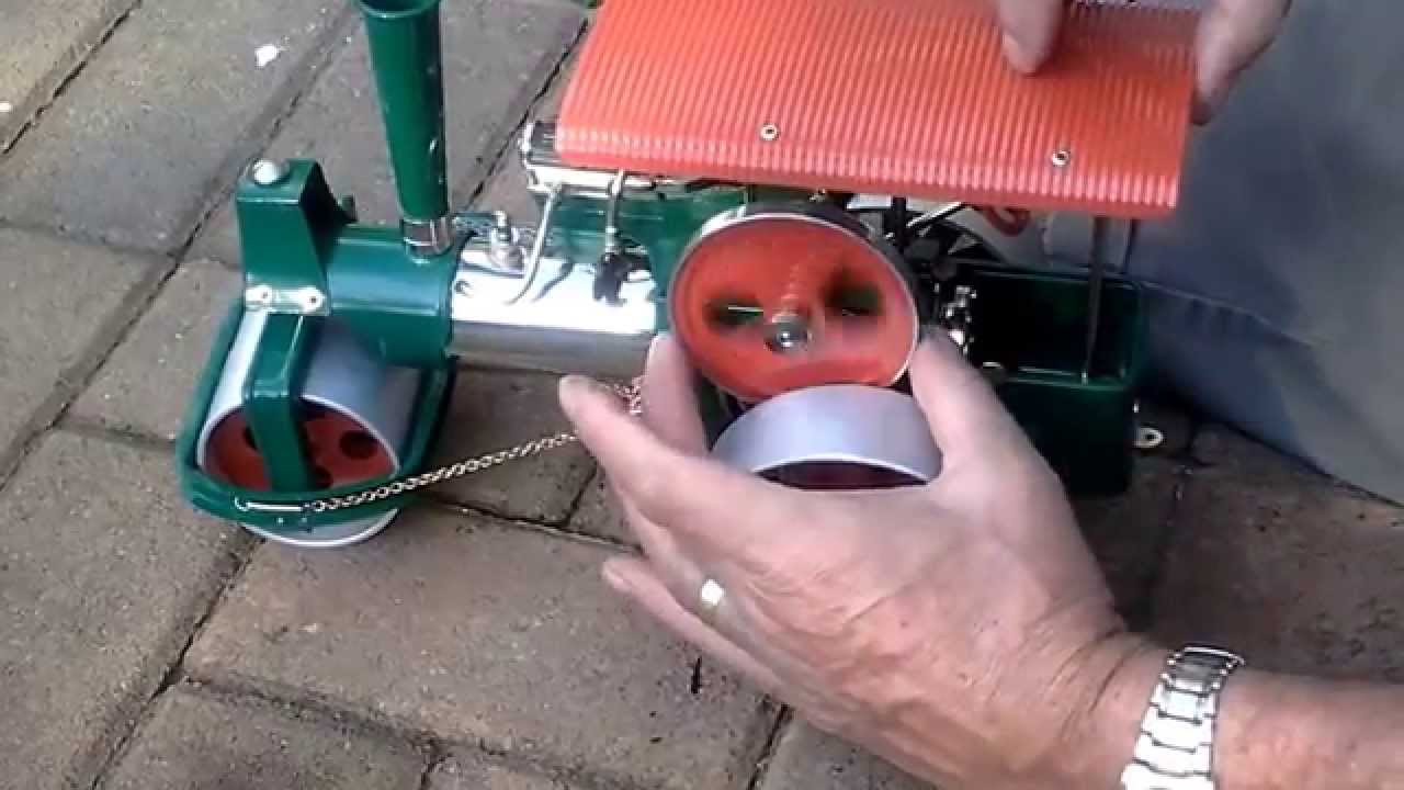 Old smokey Wilesco steam roller