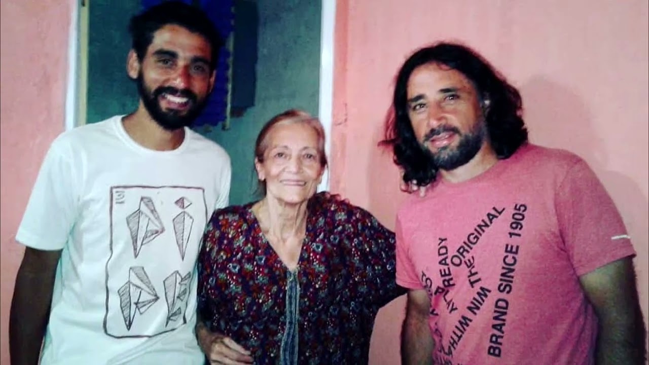 Relatos y memoria sobre la Asociación  Villaguayenses de Escritores ( AVE) Documental