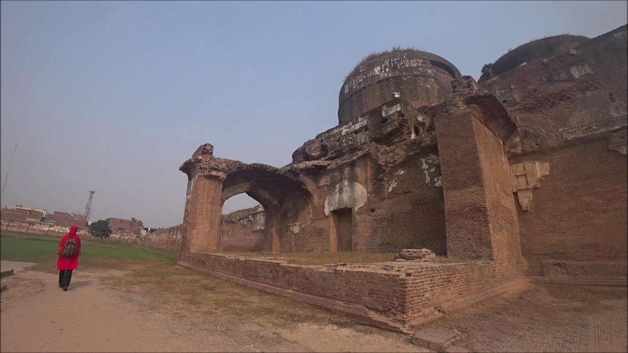 Exploring Lahore: Jehangir & Asif Jah's Tombs.Visit by Metro Bus-4 Nov 2018