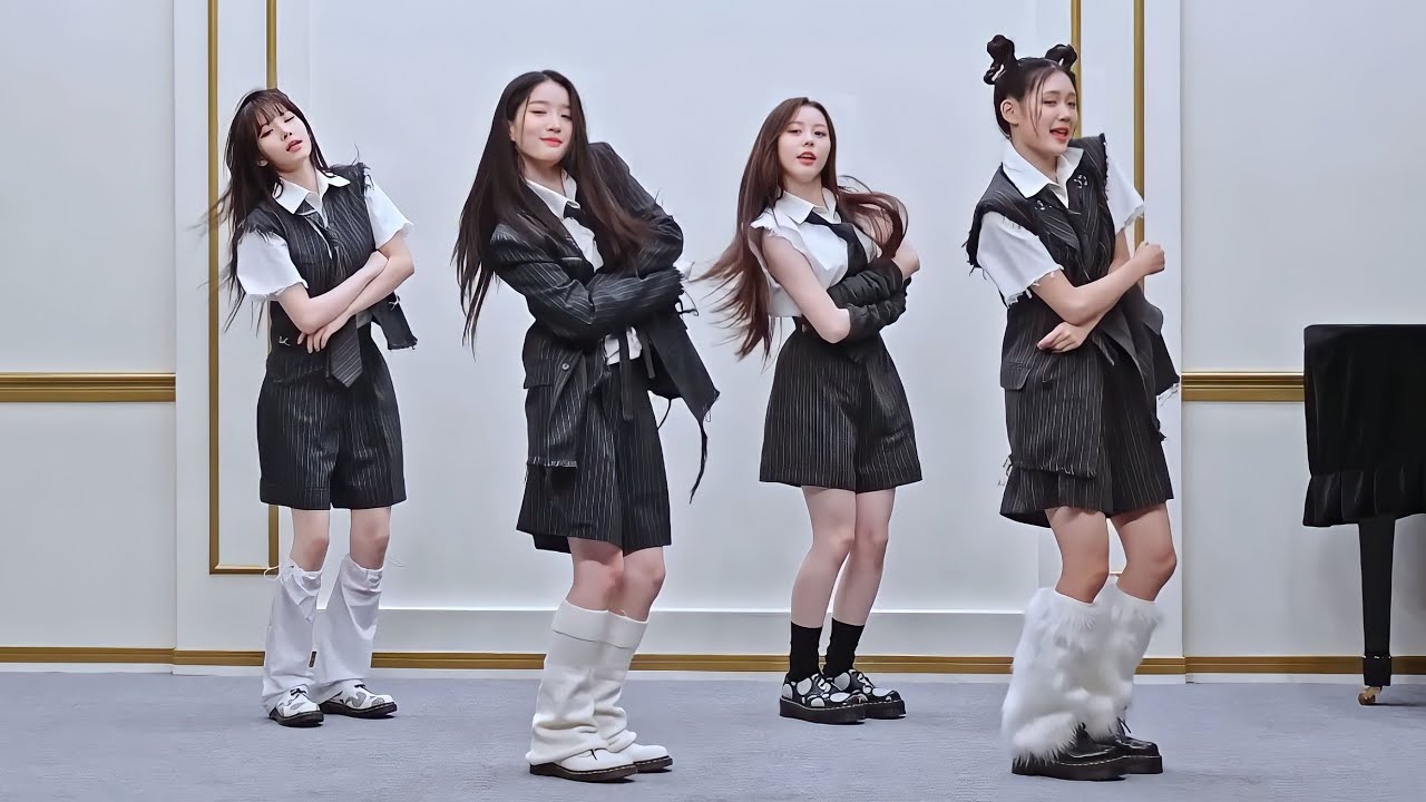 tripleS AAA - Generation Dance Practice Mirrored