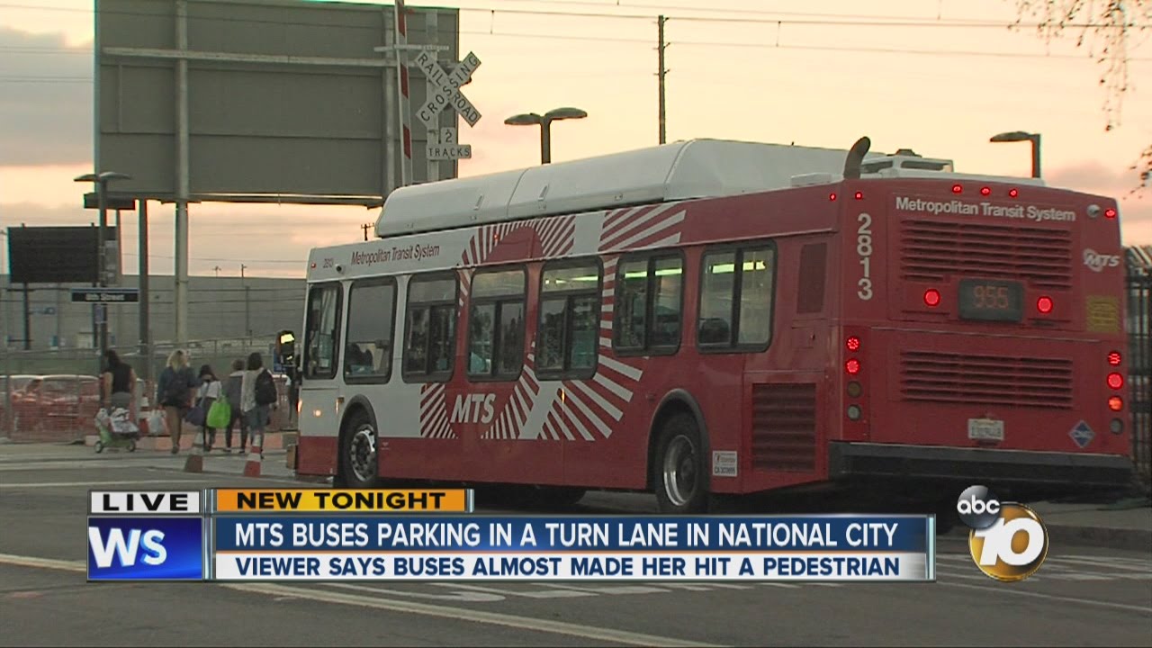Viewer upset MTS buses are parking in turn lane
