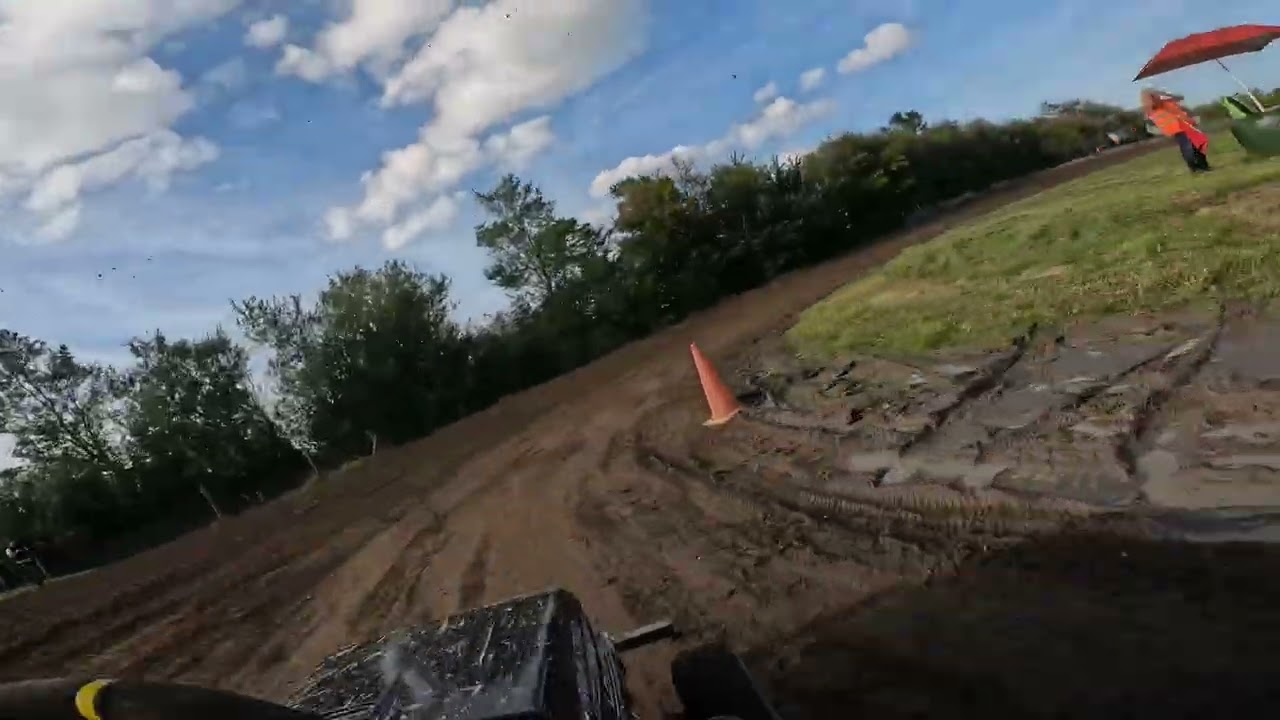 Gazonmaaierrace Hippolytushoef 28-09-2025 Manche 4