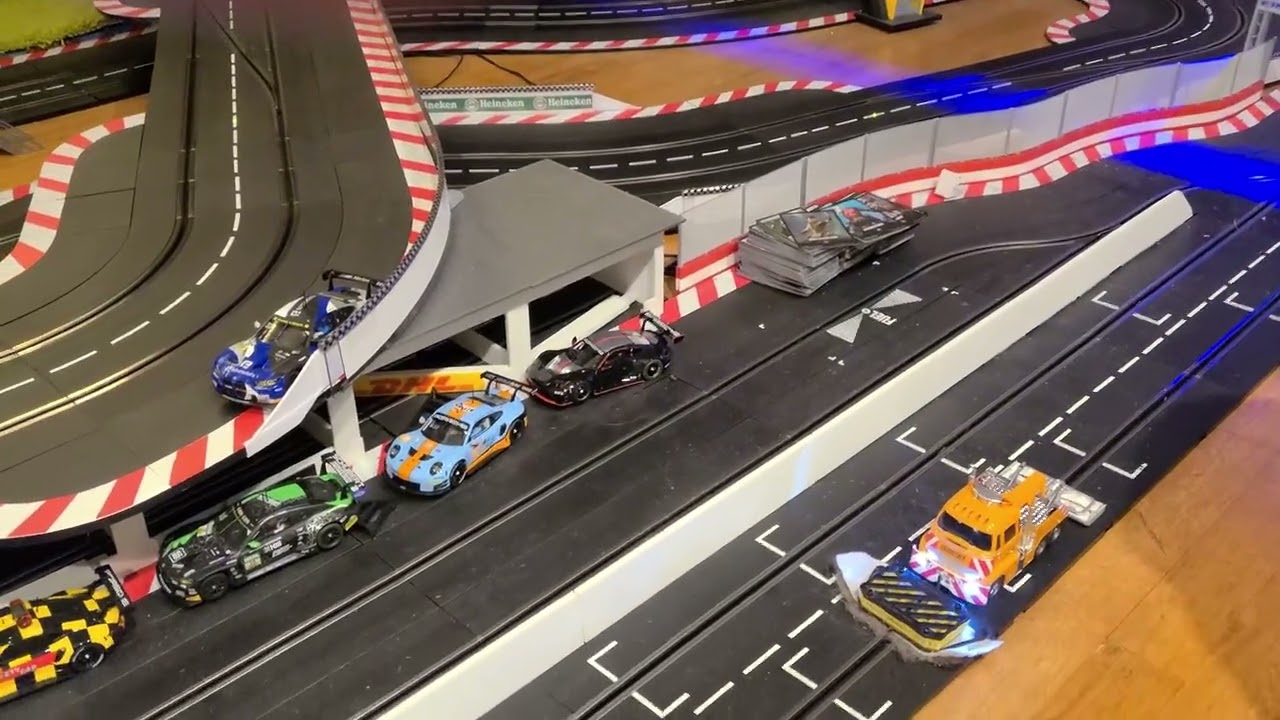 Slot Rots EP 37   Carrera Track Cleaner Truck